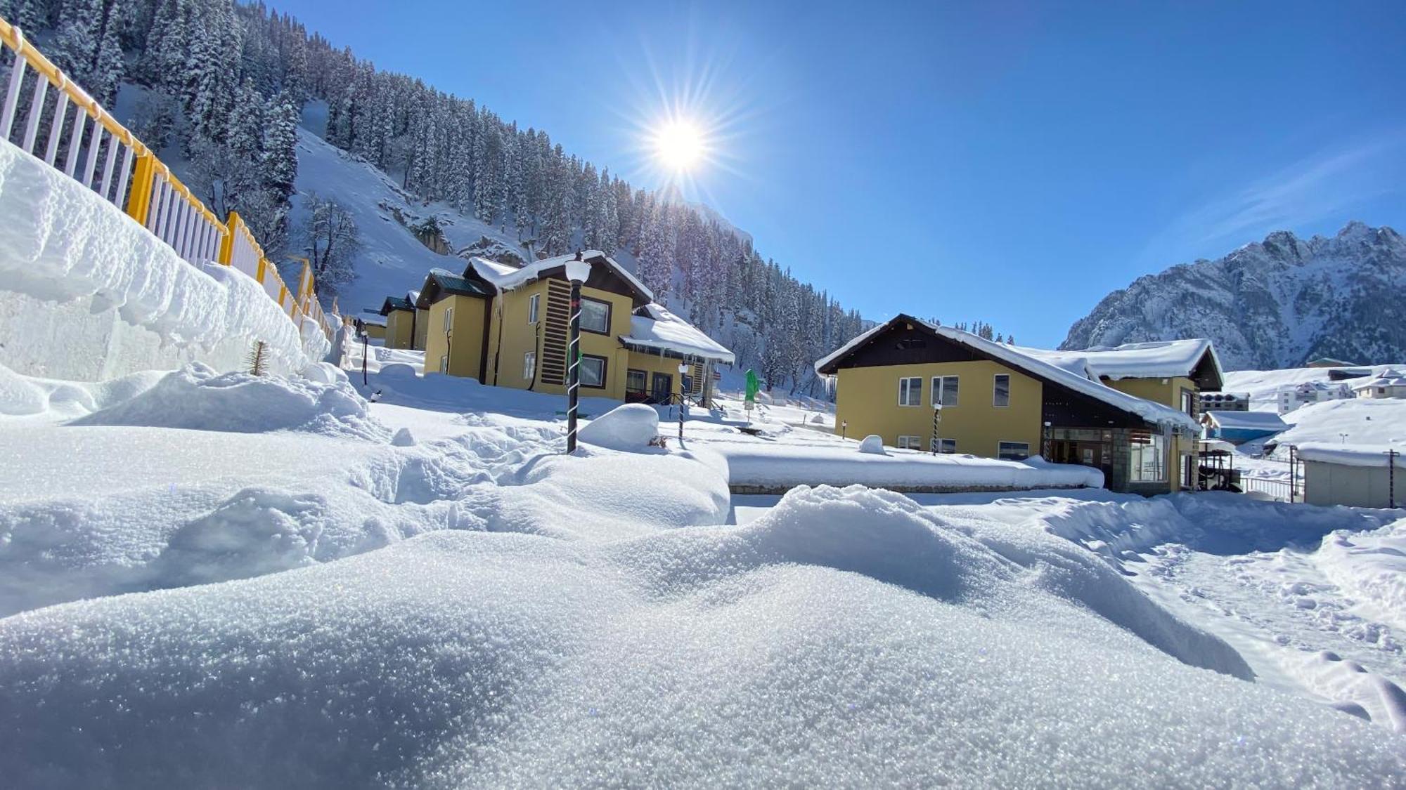 Arco Hotels & Resorts Sonāmarg Esterno foto
